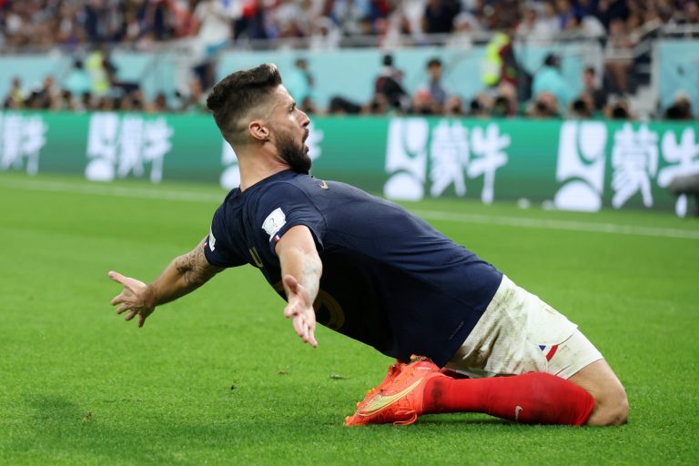 Oliver Giroud se convirtió en el goleador histórico de Francia