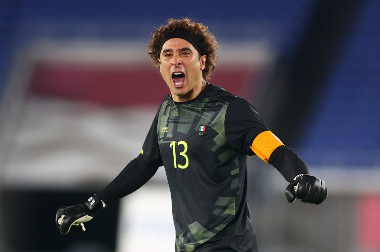 OFICIAL: Memo Ochoa, al Salernitana de Italia