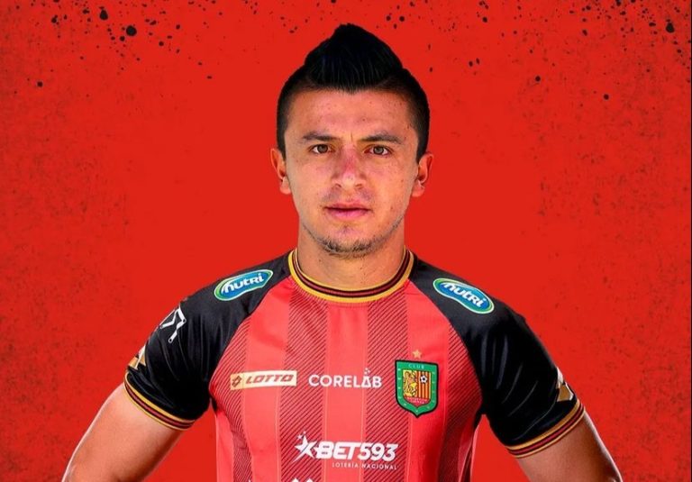 OFICIAL: El ‘Pollo’ López vuelve a Deportivo Cuenca