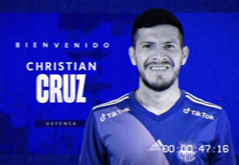 OFICIAL: El ‘Chavo’ Cruz refuerza a Emelec