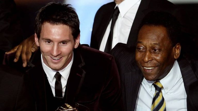 (FOTO) El aliento de Pelé a Messi en el hosptial