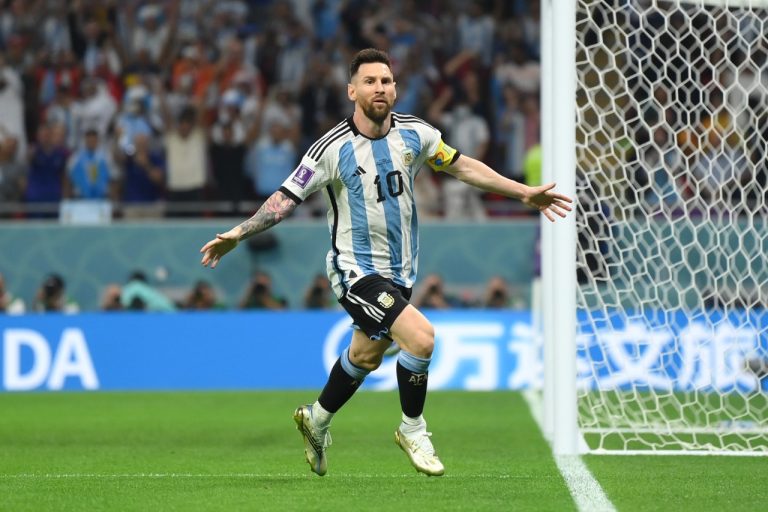 OTRO A LA LISTA: Messi rompió un récord de Iván Hurtado