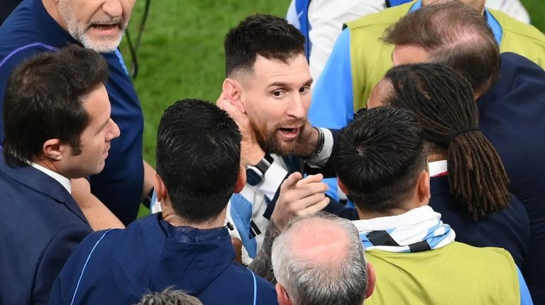 FIFA abre un expediente a Argentina