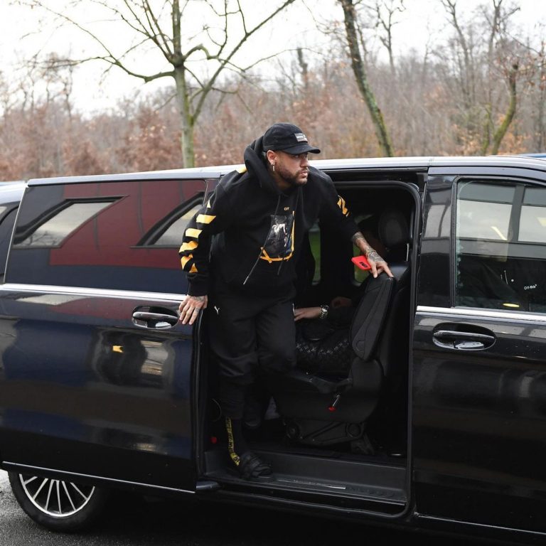 Neymar volvió a los entrenamientos del PSG