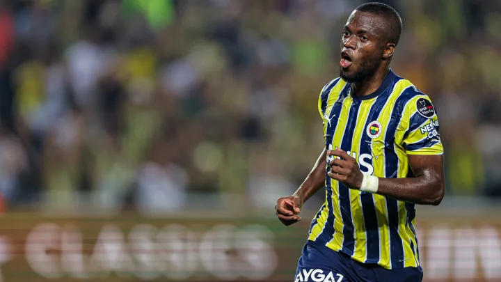 (VIDEO) NO PARA DE HACER GOLES: PÓKER de Enner Valencia con el Fenerbahçe