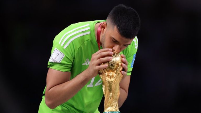 El Ajax, a punto de cerrar el fichaje de Rulli