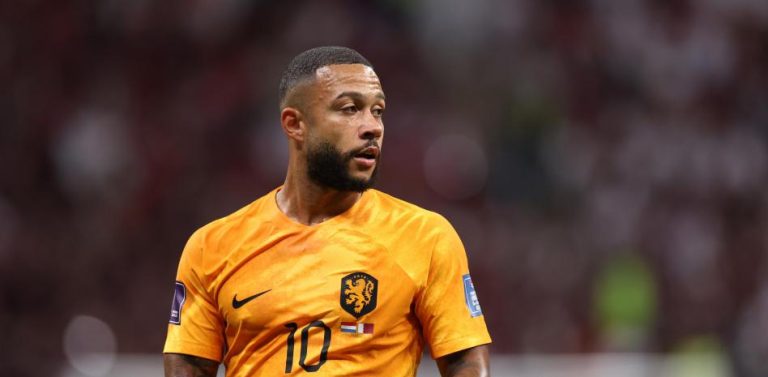El Atleti avanza por Depay