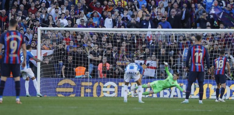 LaLiga denuncia cánticos en el Barça-Espanyol