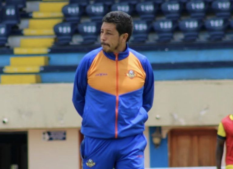 (VIDEO) Paúl Vélez: “El objetivo es mantener a Libertad varios años en la A”