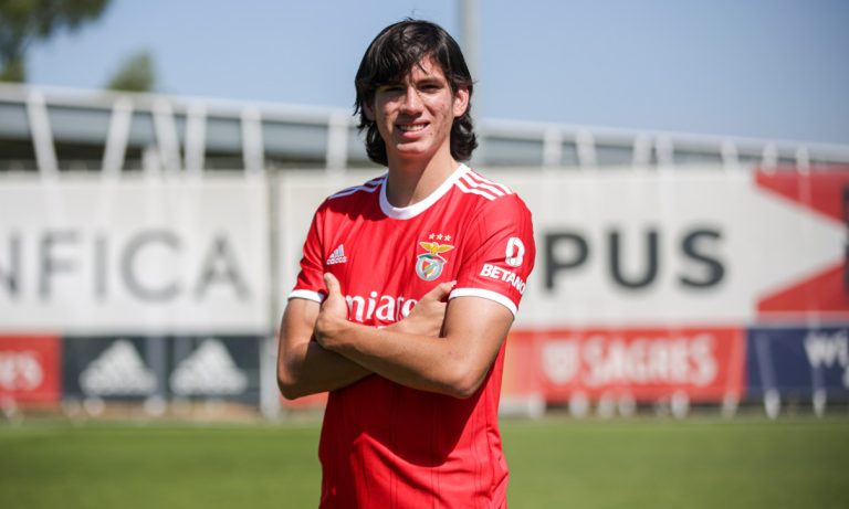 OFICIAL: Marcos Zambrano ya es del Benfica