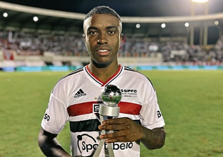 (VIDEO) EN SU DEBUT: Jhegson Méndez fue elegido MVP en la victoria de São Paulo