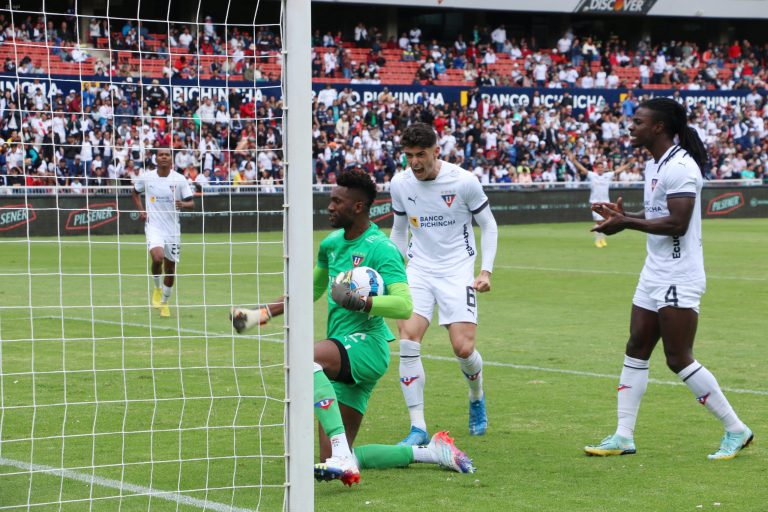 En LDU “apuntan a lo más alto que es el torneo internacional”