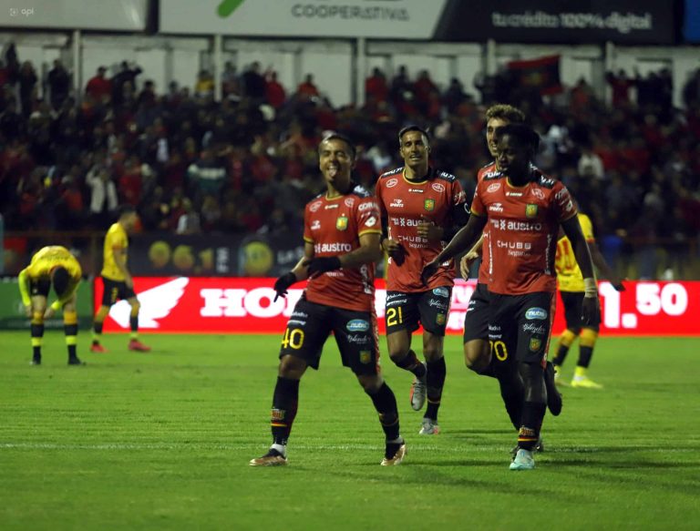 (VIDEO) Copa de Campeones: D. Cuenca remonta la serie y clasifica a la final