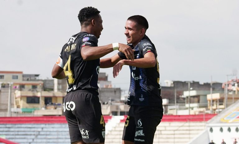 Kendry Páez: “Agradezco al DT y mis compañeros. Ha sido un buen debut”