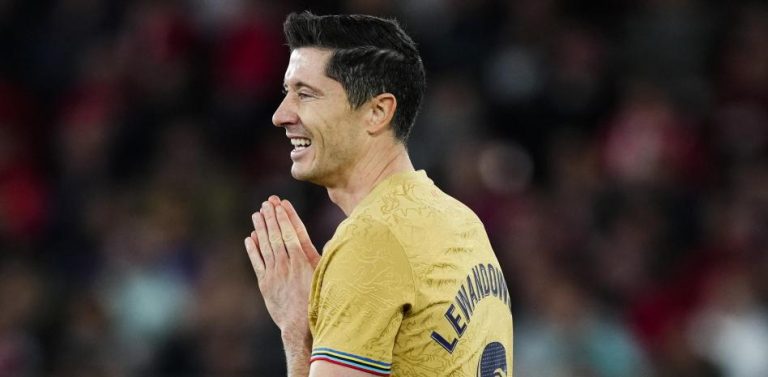 ¡Lewandowski, posible baja para el Clásico de Copa!