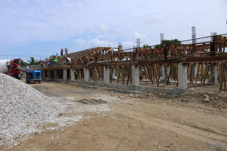 (FOTOS) LLEVARÍA EL NOMBRE DE ‘PELÉ’: El nuevo estadio de Santa Elena, en construcción