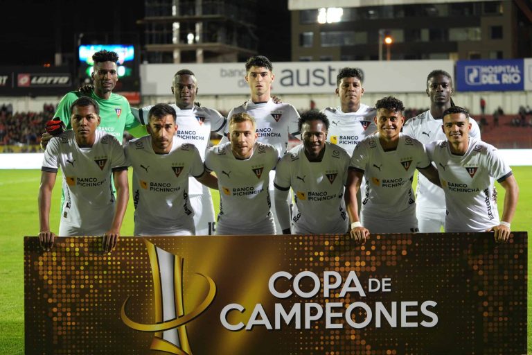 LDU va por otro 9