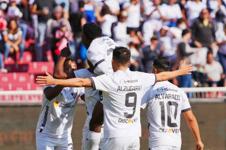 (VIDEO) COPA DE CAMPEONES: LDU se queda con el trofeo “Edgardo Bauza”