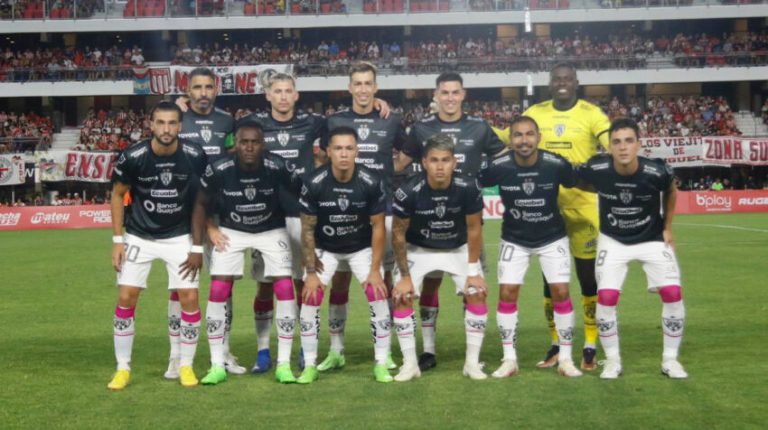 POR LA RECOPA: El 11 de IDV para la final en el Maracaná