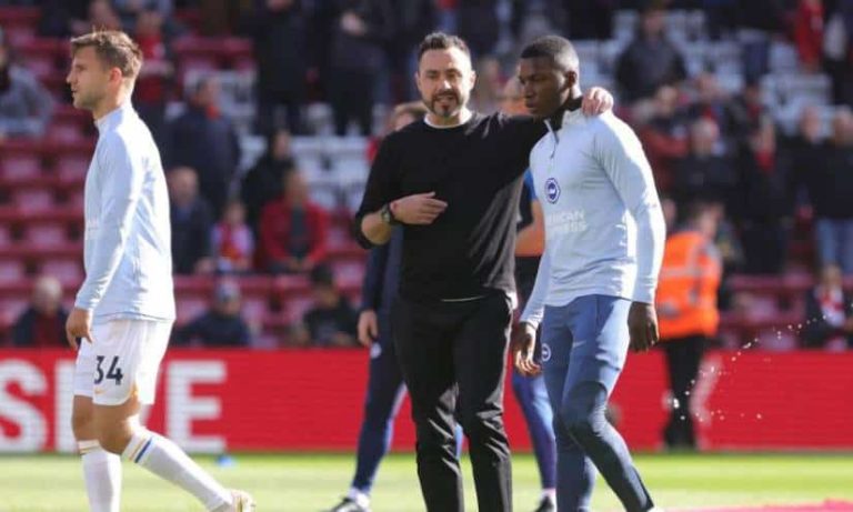 DT del Brighton a Moisés Caicedo: “Le hablé como un padre, tengo hijos de casi la misma edad”