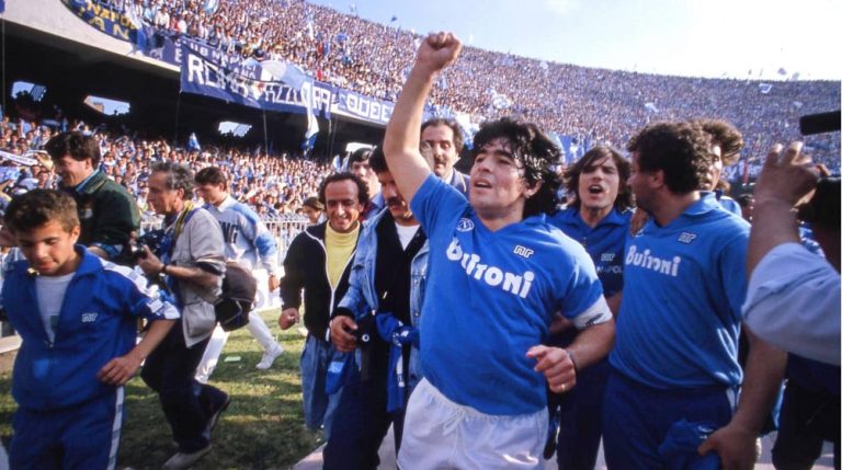 DT del Napoli señala a Maradona como una inspiración para la gran campaña