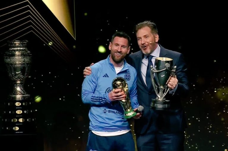 Alejandro Domínguez sueña con ver a Messi jugar en Sudamérica: “Te falta la Libertadores”