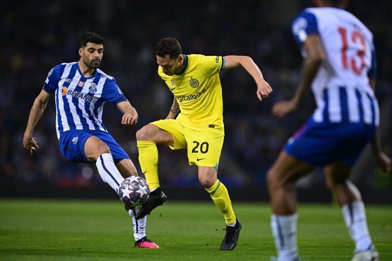 (VIDEO) SUFRIDA CLASIFICACIÓN: Inter eliminó al Porto y está en cuartos de Champions