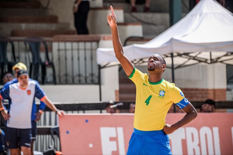 (VIDEO) ¡13-0! Aplastante derrota de La Tri en la Copa América de Fútbol Playa