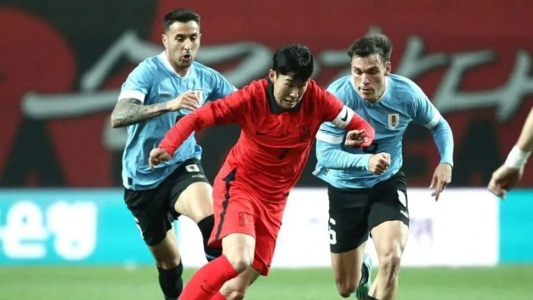 (VIDEO) TRIUNFO CHARRÚA: Uruguay venció a Corea del Sur