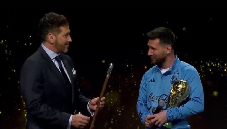 (VIDEO) Messi recibió el bastón de mando del fútbol mundial