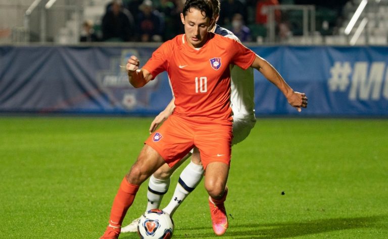 REGRESA A ECUADOR: ‘Pipe’ Fernández Salvador jugará en el Deportivo Cuenca