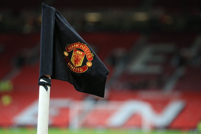 Jeque catarí presentó nueva oferta para comprar al Manchester United