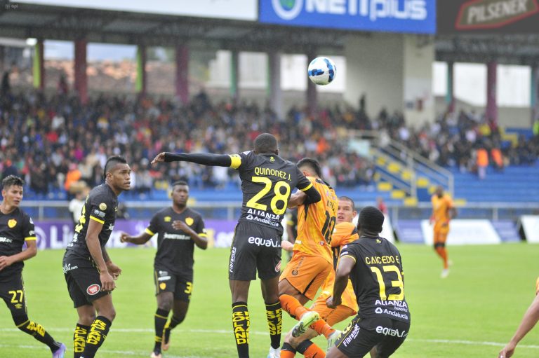 ¡Aucas rescató un empate en Loja!