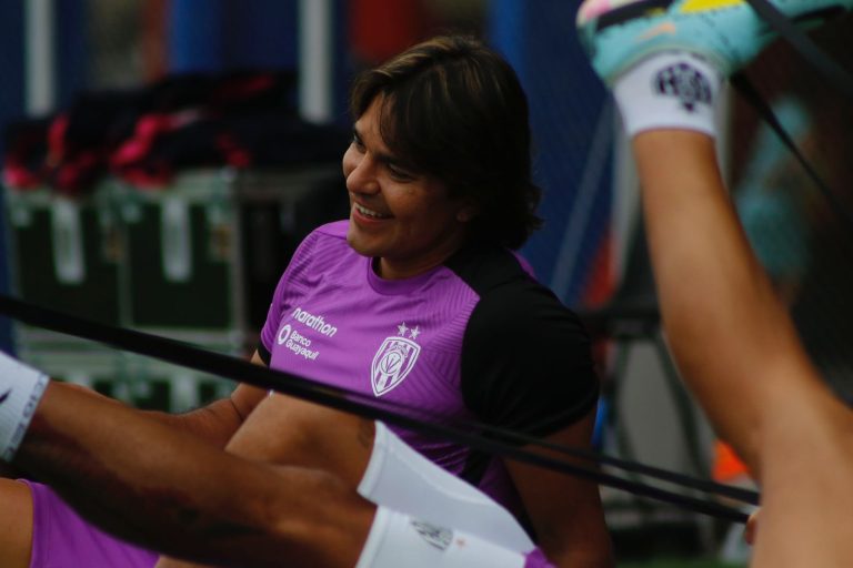 (FOTOS) Marcelo Moreno Martins tuvo su primer entrenamiento con IDV