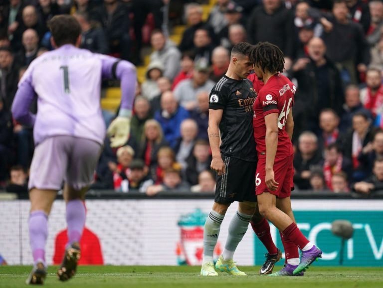 (VIDEO) ¡LO PERDÍA 0-2! Liverpool rescató el empate ante Arsenal