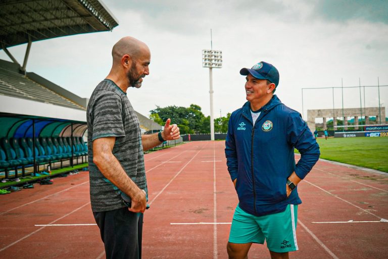 (FOTOS) Félix Sánchez estuvo presente en el entrenamiento de Guayaquil City