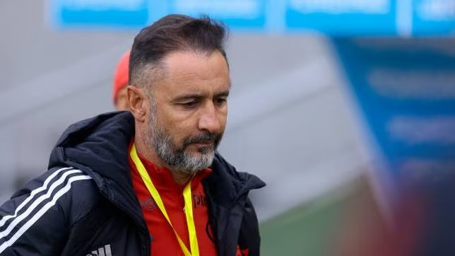 Flamengo destituye a Vítor Pereira