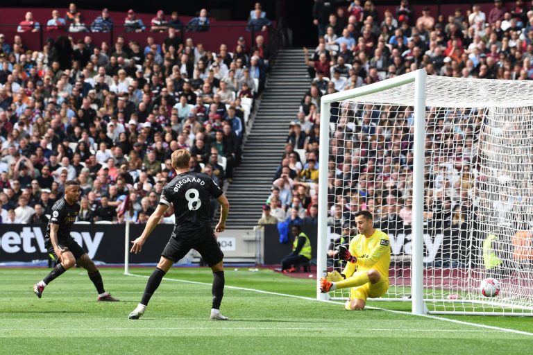 (VIDEO) Manchester City se acercó: Arsenal dejó escapar el triunfo ante West Ham