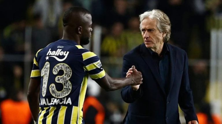 Tres DT que conocen bien a Enner Valencia son candidatos para el Flamengo