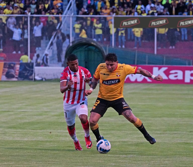 LIBERTADORES: Pineida sí estará Vs. Palmeiras