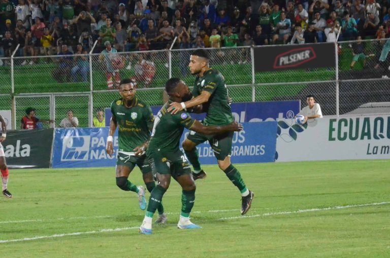 ORENSE, FIRME EN PELEA: Venció a T. Universitario en el inicio de la fecha 9