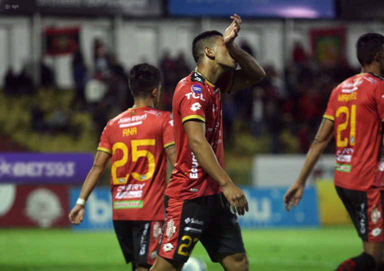 GRAN GOLEADA EN CASA: Deportivo Cuenca venció al Mushuc Runa