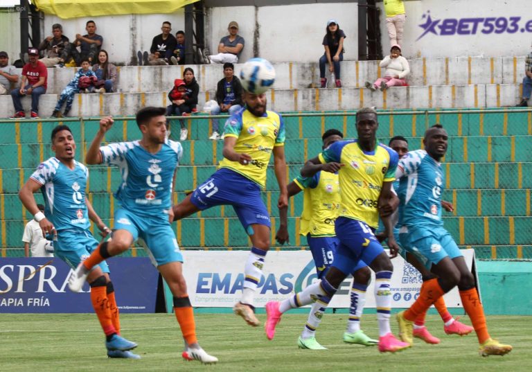 TODO FUE EN EL SEGUNDO TIEMPO: Gualaceo rescató el empate ante Libertad