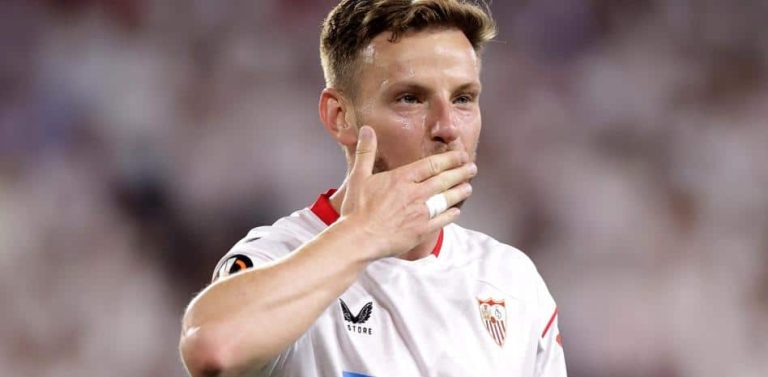 Rakitic hace historia en el Sevilla