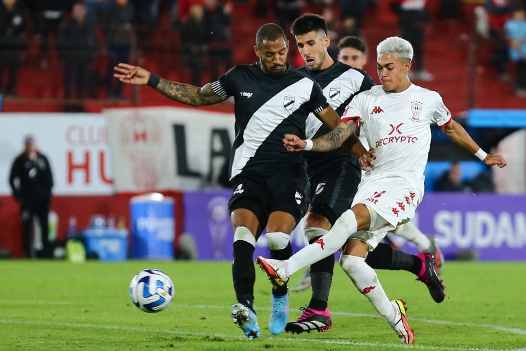 (VIDEO) Huracán dejó escapar dos puntos ante Danubio por la Sudamericana