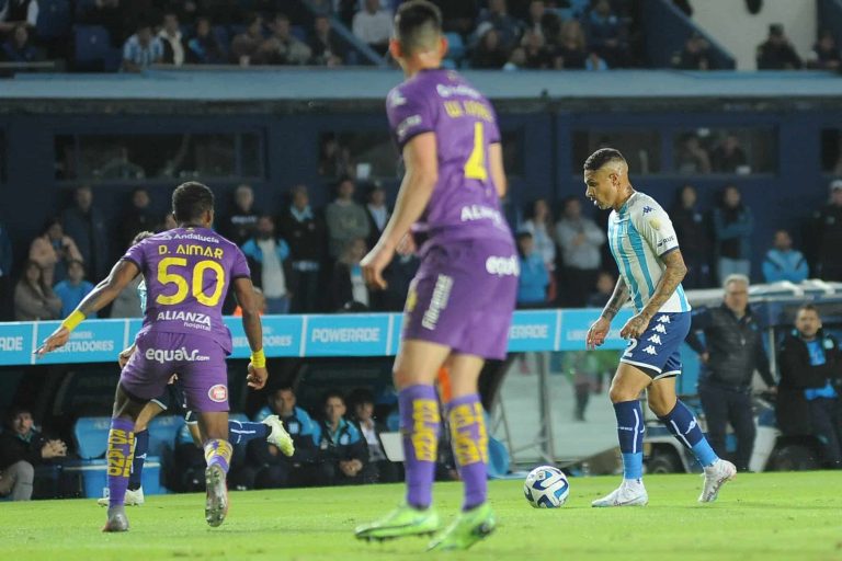 Racing buscará su primera victoria en Ecuador en toda su historia Vs. Aucas