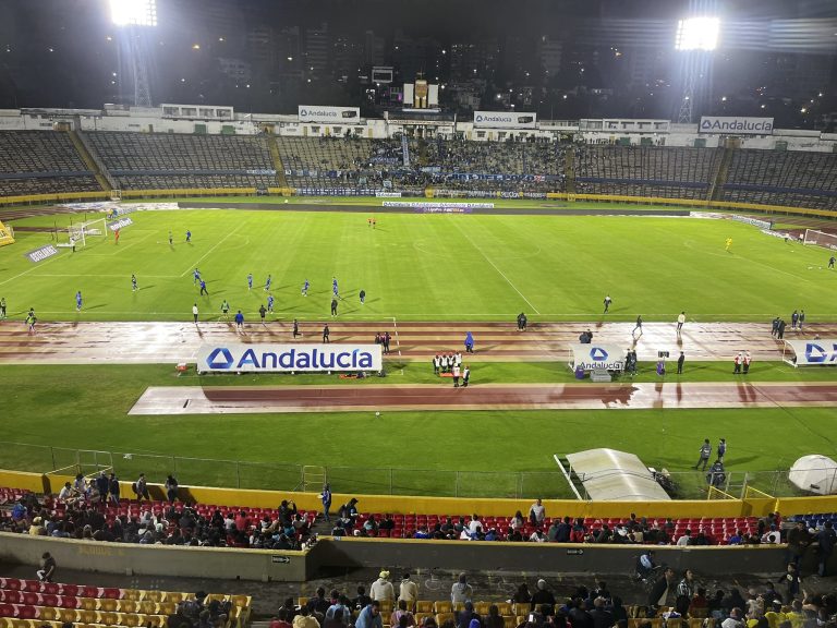 ¡Loor responde a Pileggi por lo ocurrido en el Atahualpa!