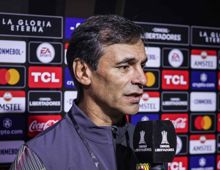 Fabián Bustos: “Vinimos a buscar el partido, merecíamos sumar”