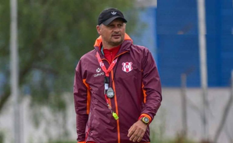 Noticia Banco Guayaquil: Marcelo Robledo, nuevo entrenador de Libertad