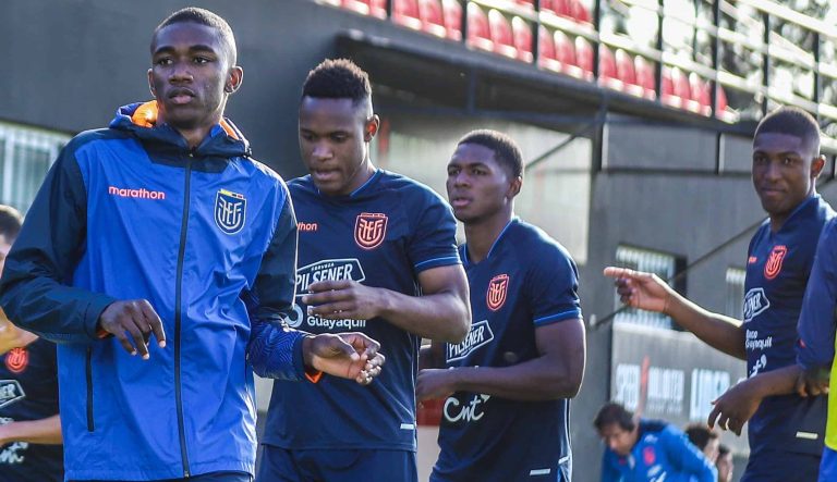 (VIDEO) La TRI Sub 20 completó su primera práctica en Argentina